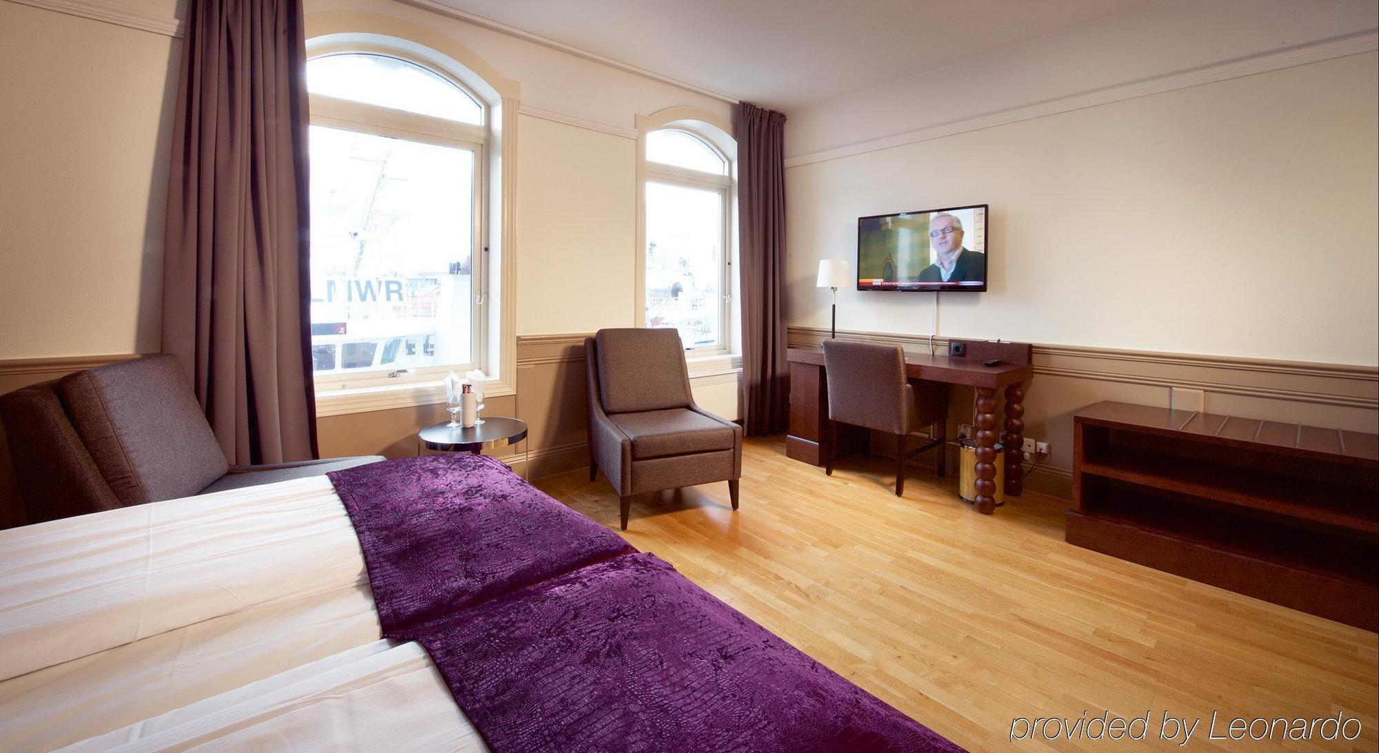 Home Hotel Amanda Haugesund Bagian luar foto