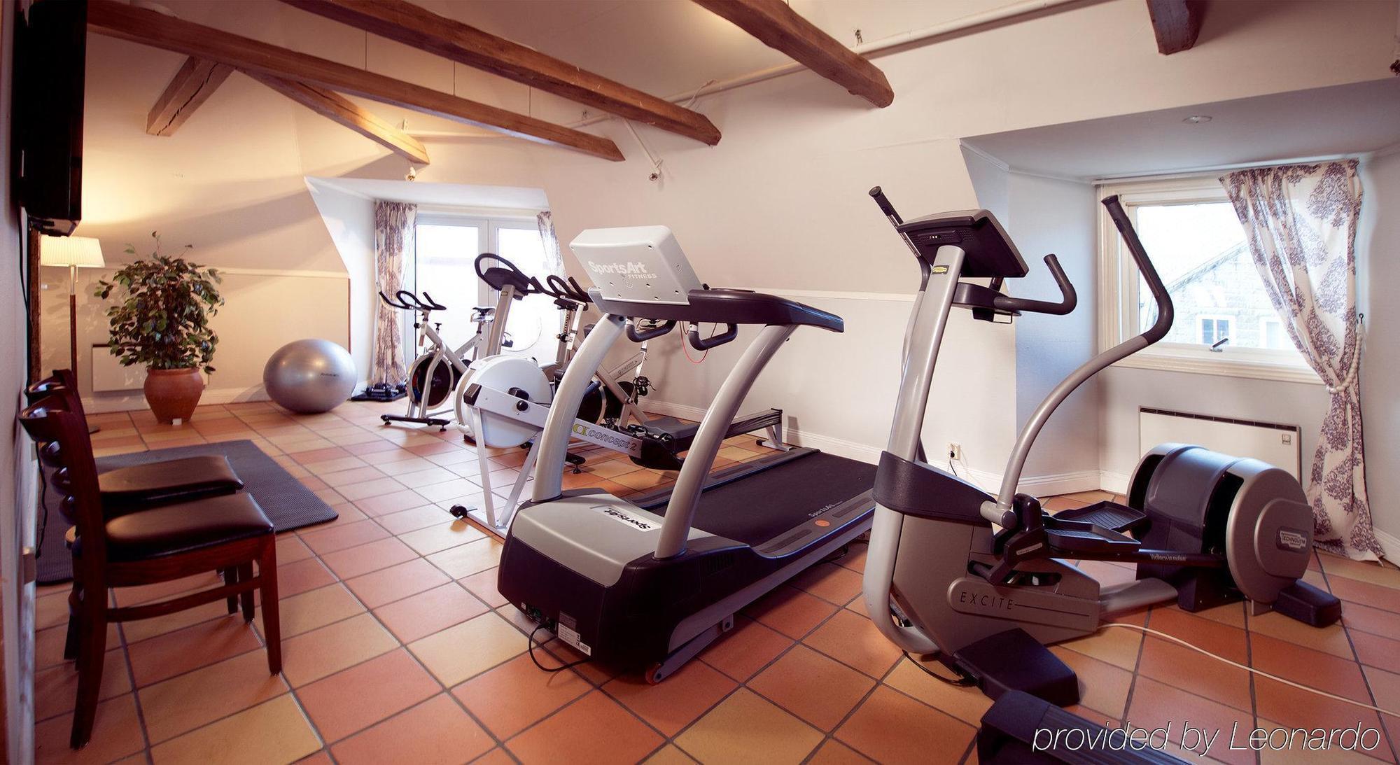 Home Hotel Amanda Haugesund Bagian luar foto