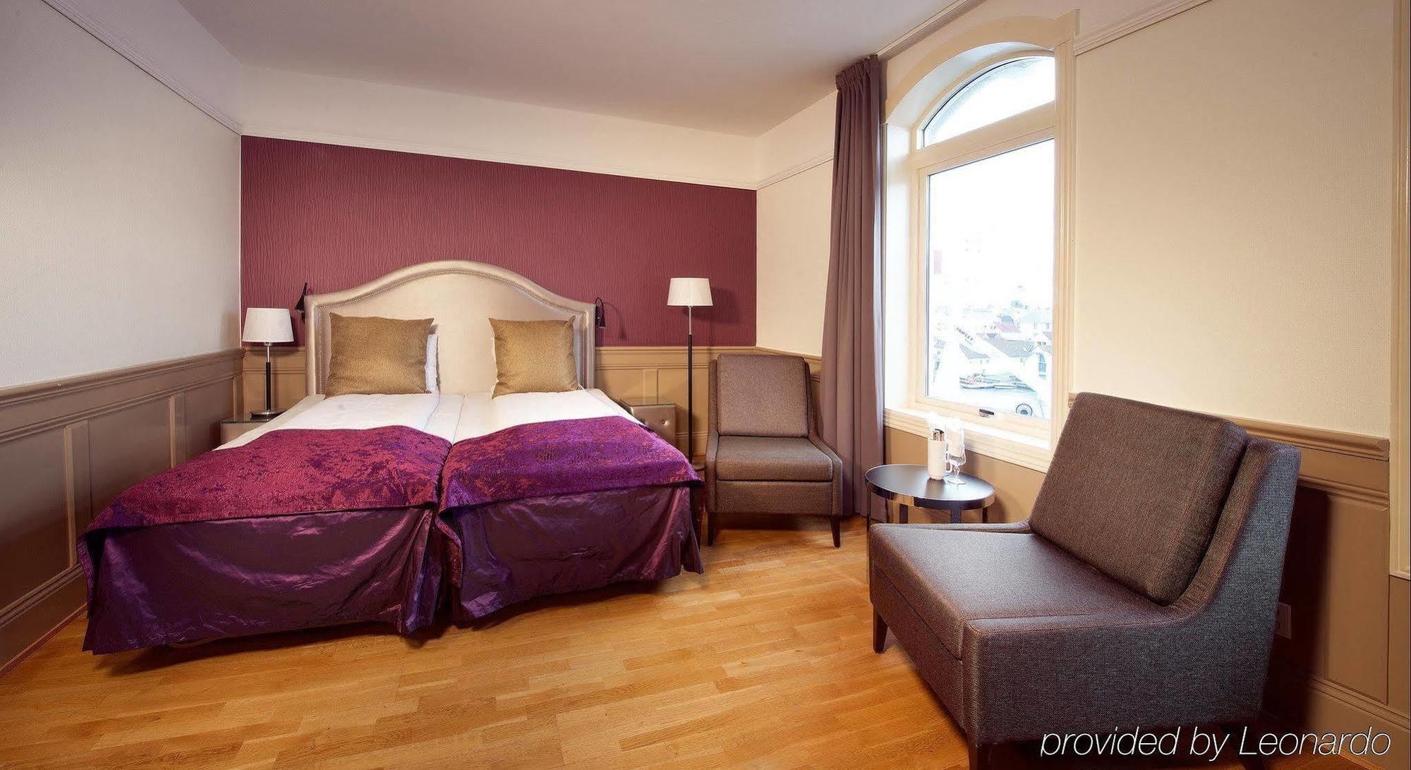 Home Hotel Amanda Haugesund Bagian luar foto
